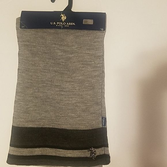 U.S. Polo Assn Scarf - Picture 2 of 3